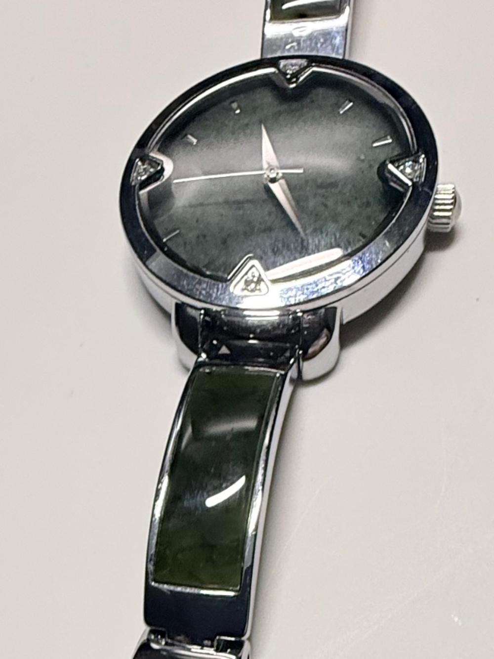 Jade Watch - Picture 5 of 11